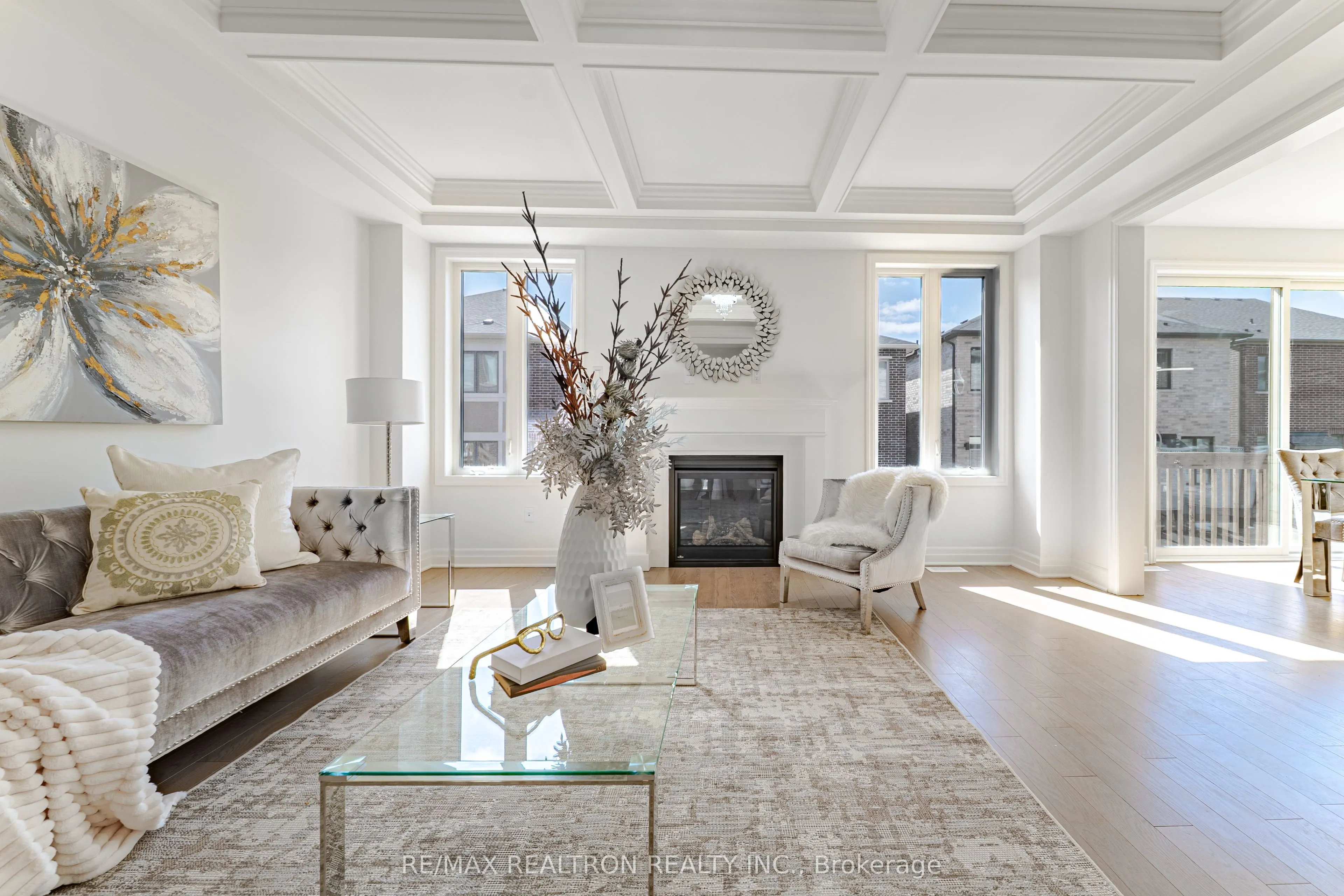 63 GREENRIDGE Crescent