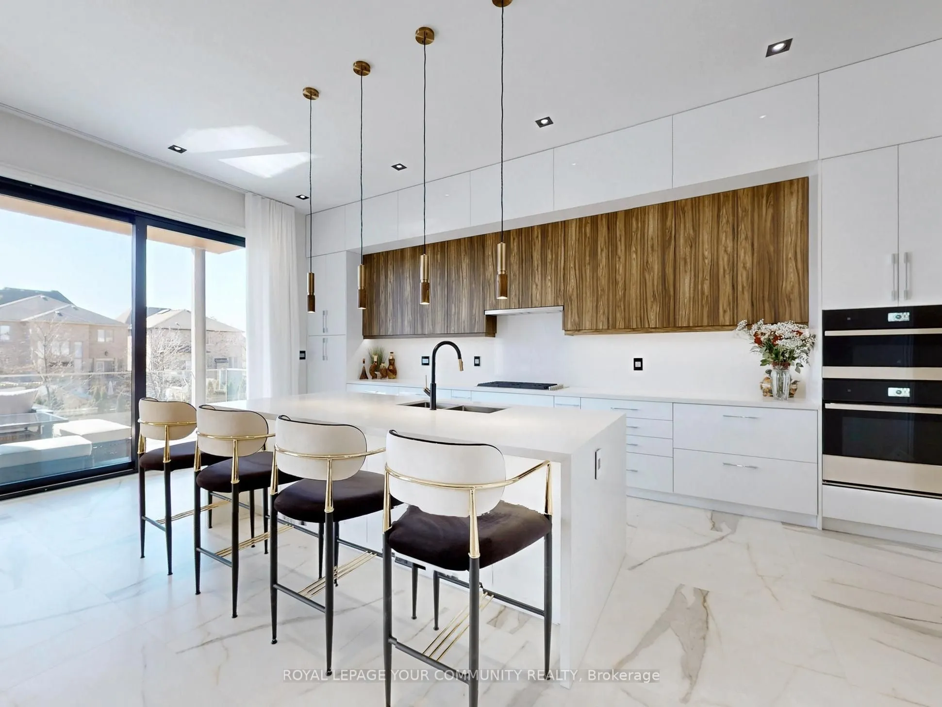127 Elgin Mills Road W