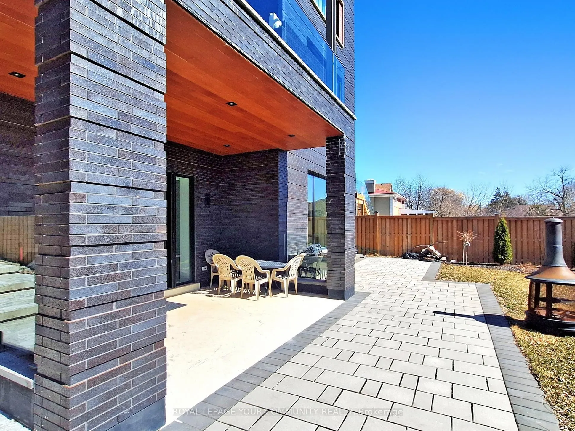127 Elgin Mills Road W