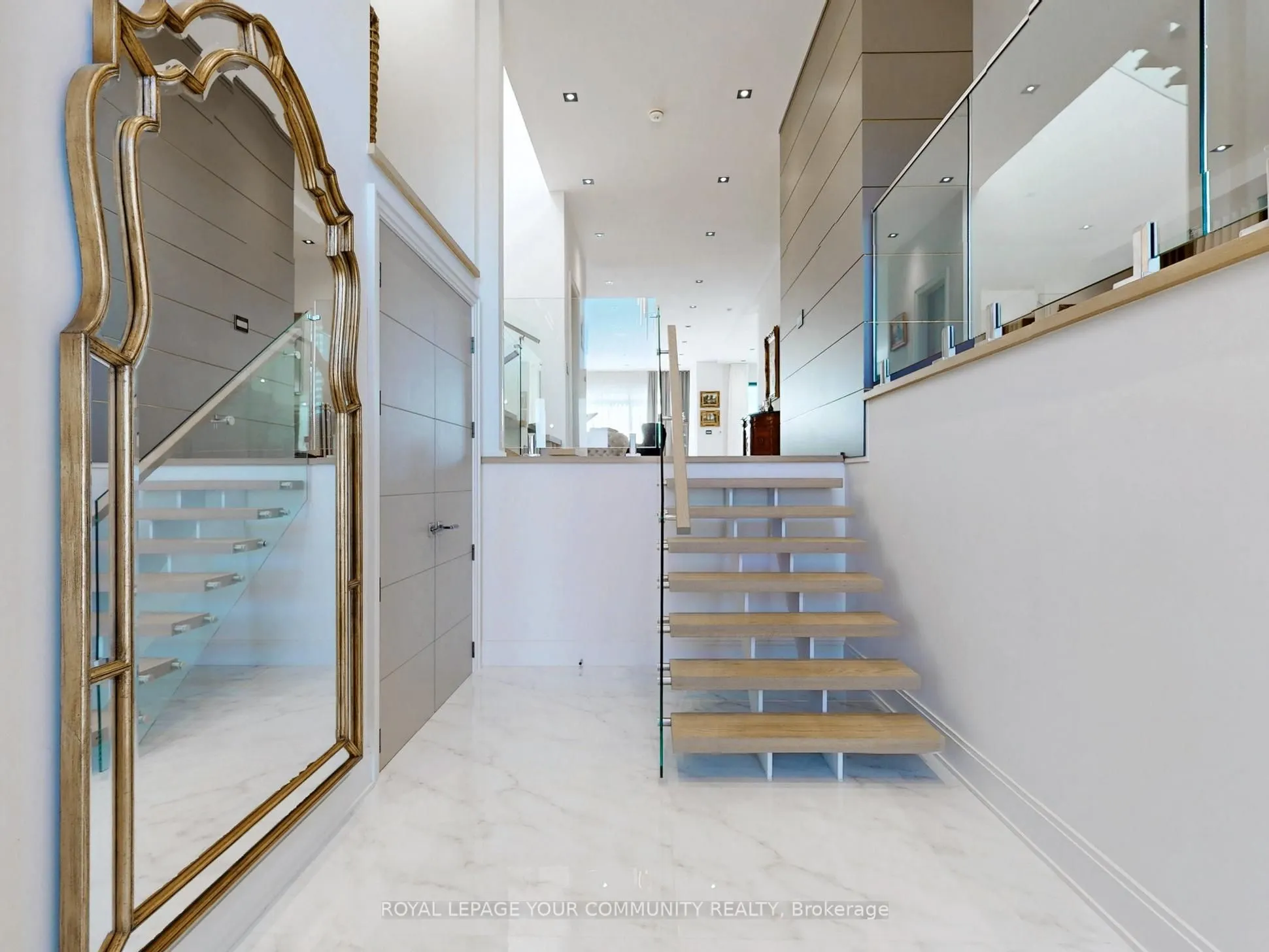 127 Elgin Mills Road W