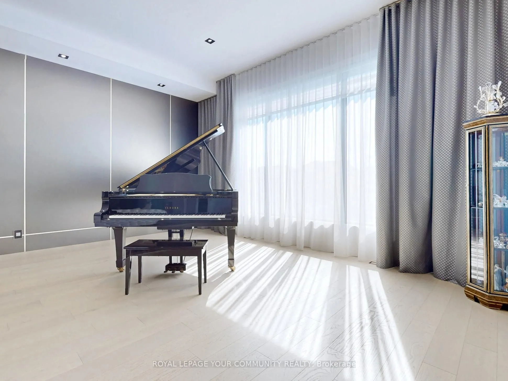 127 Elgin Mills Road W
