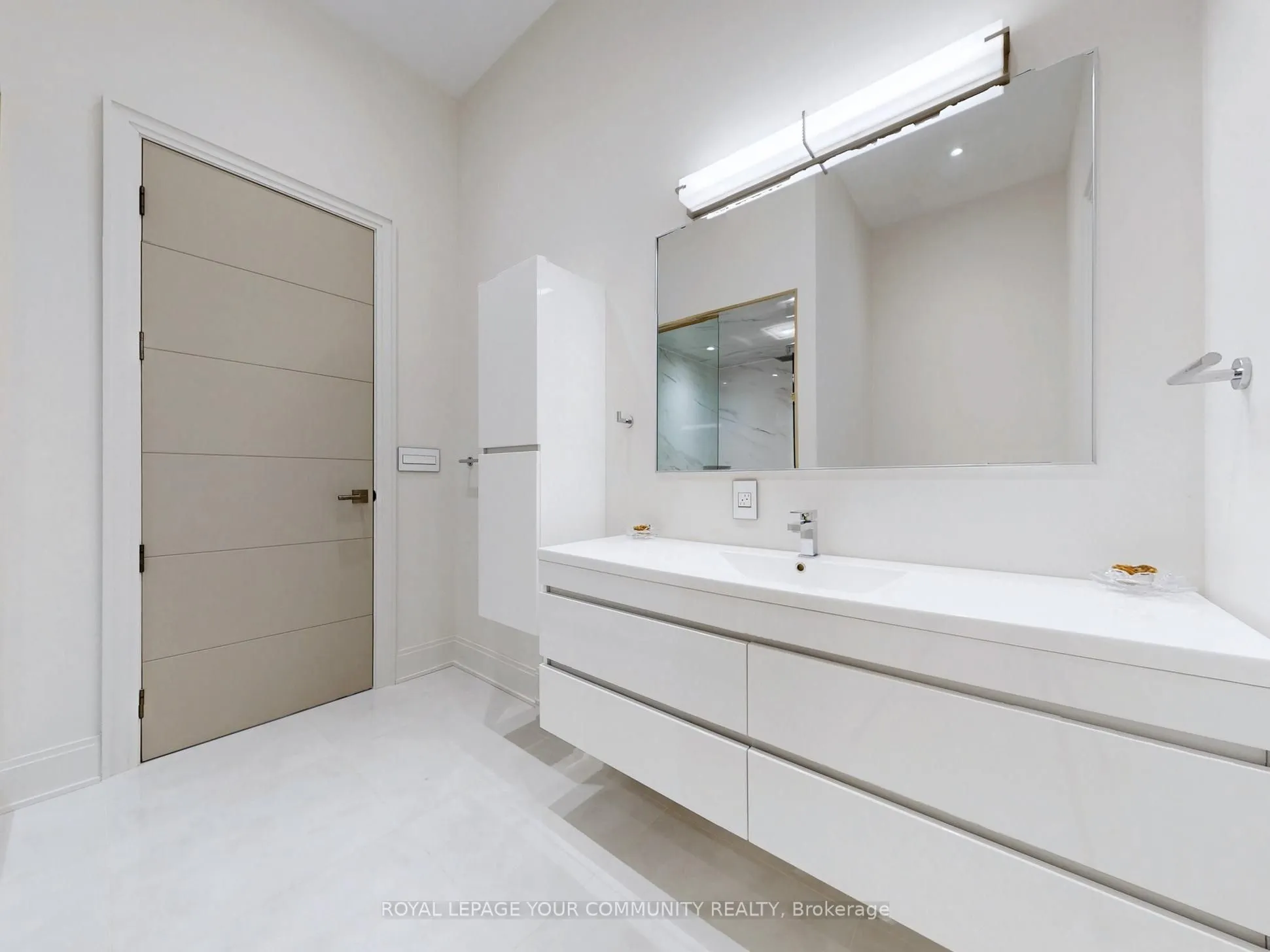 127 Elgin Mills Road W