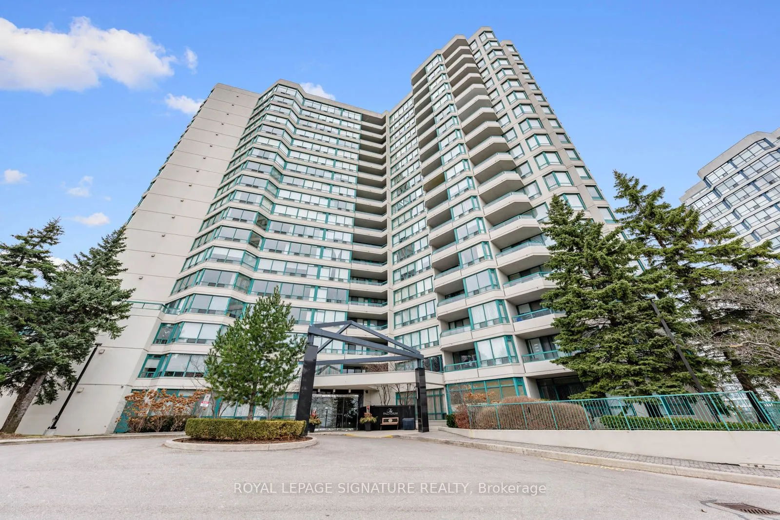7250 Yonge Street, #601
