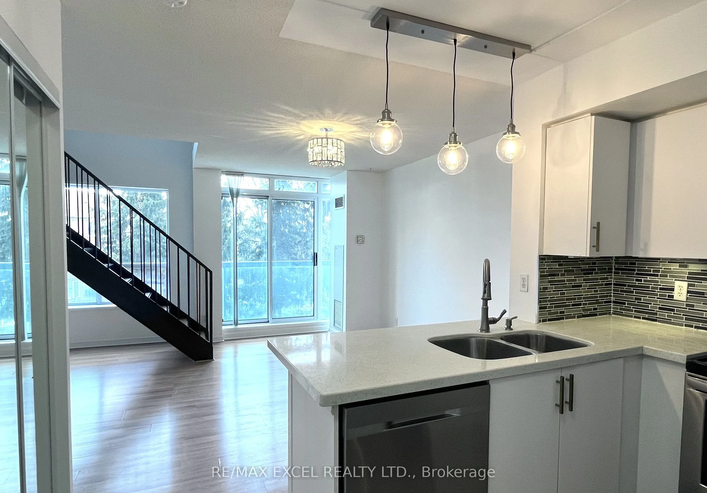 3 Ellesmere Street, #222