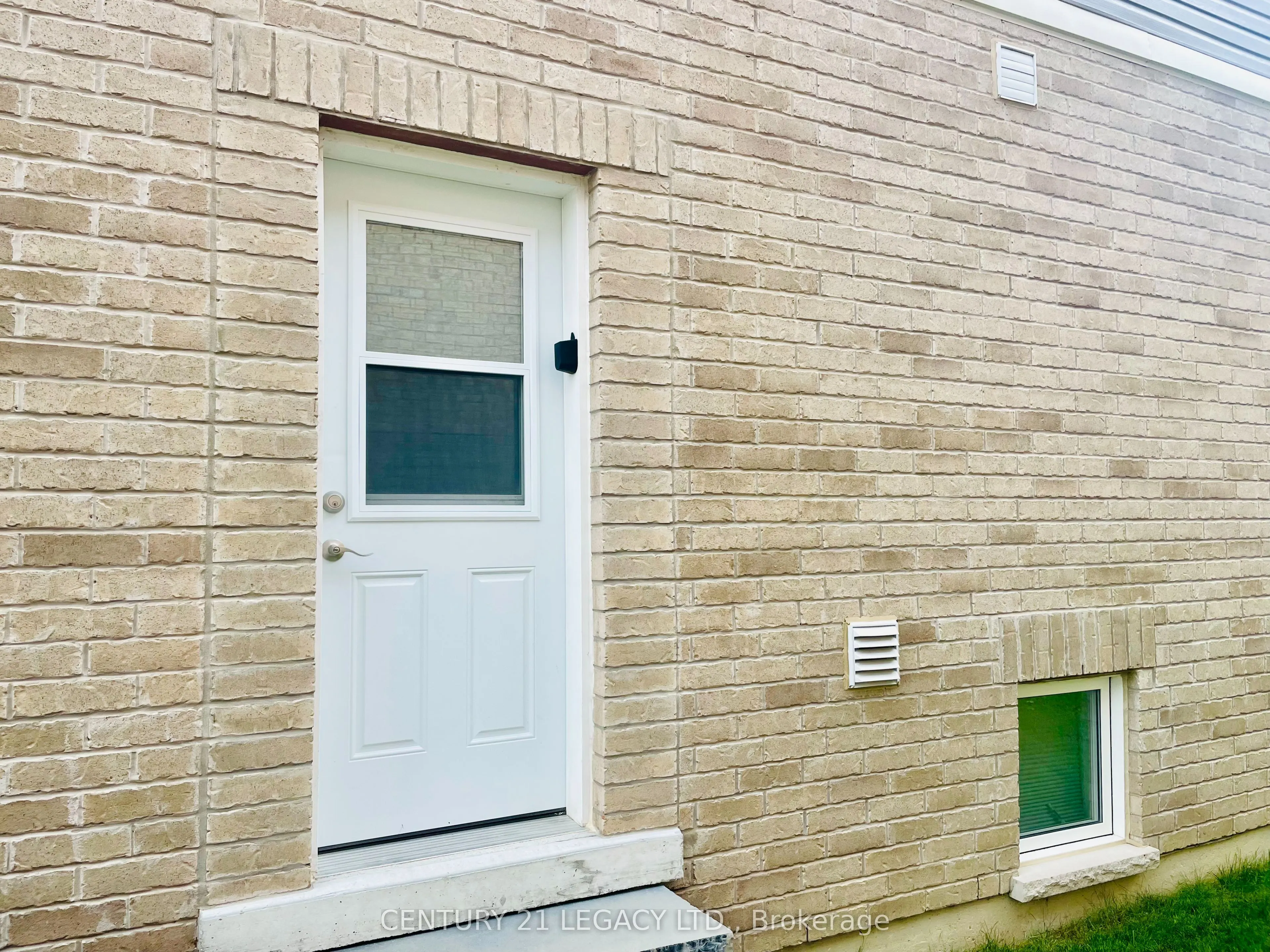86 Sydie Lane