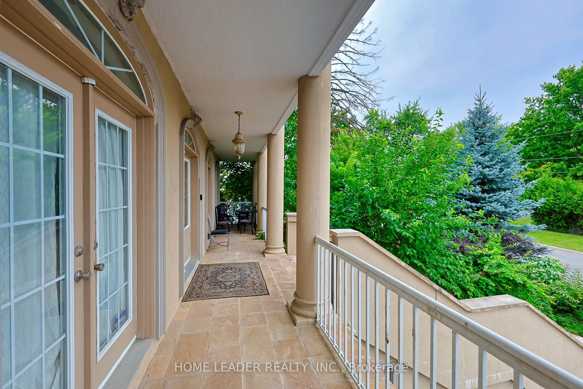 135 spruce Avenue