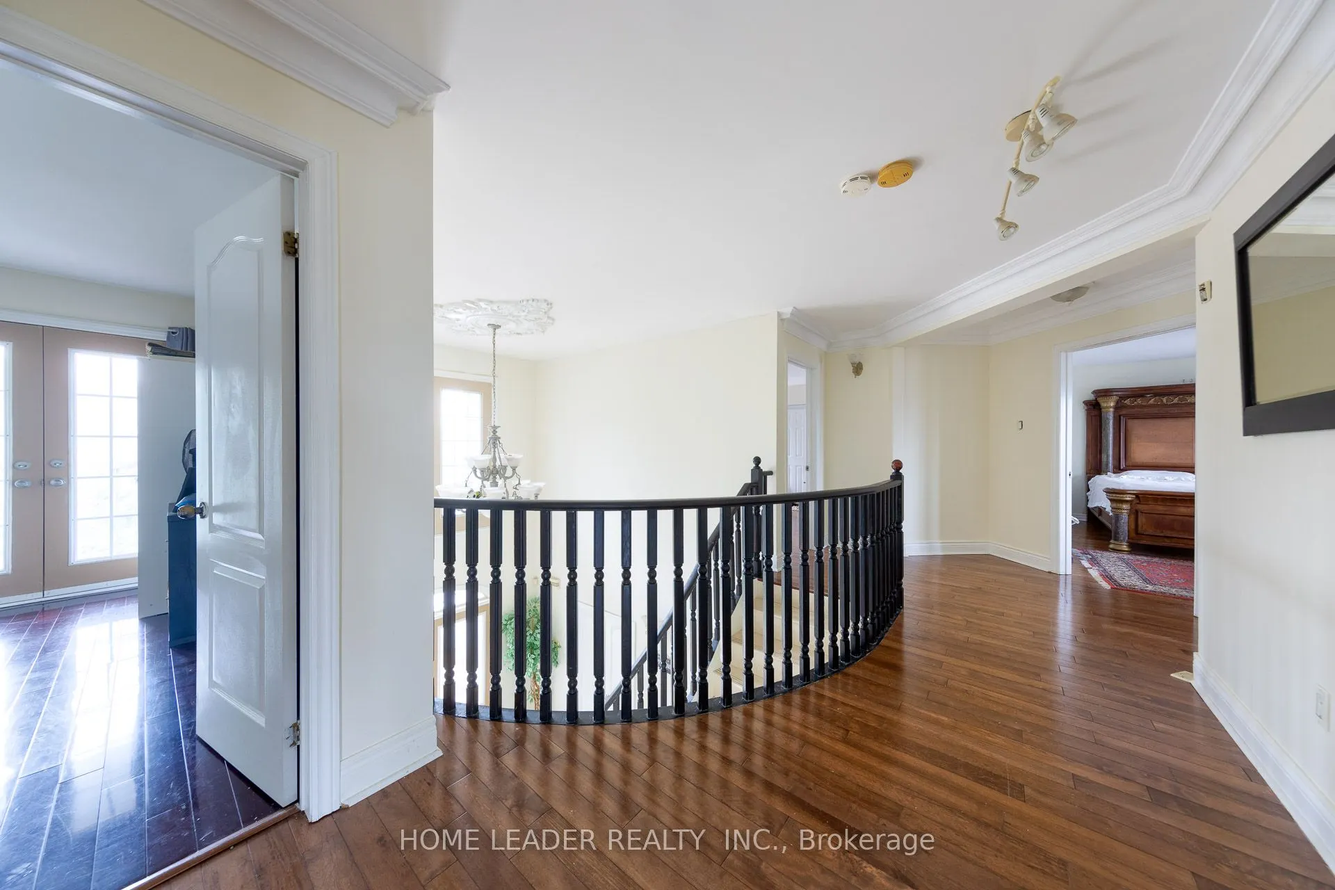 135 spruce Avenue