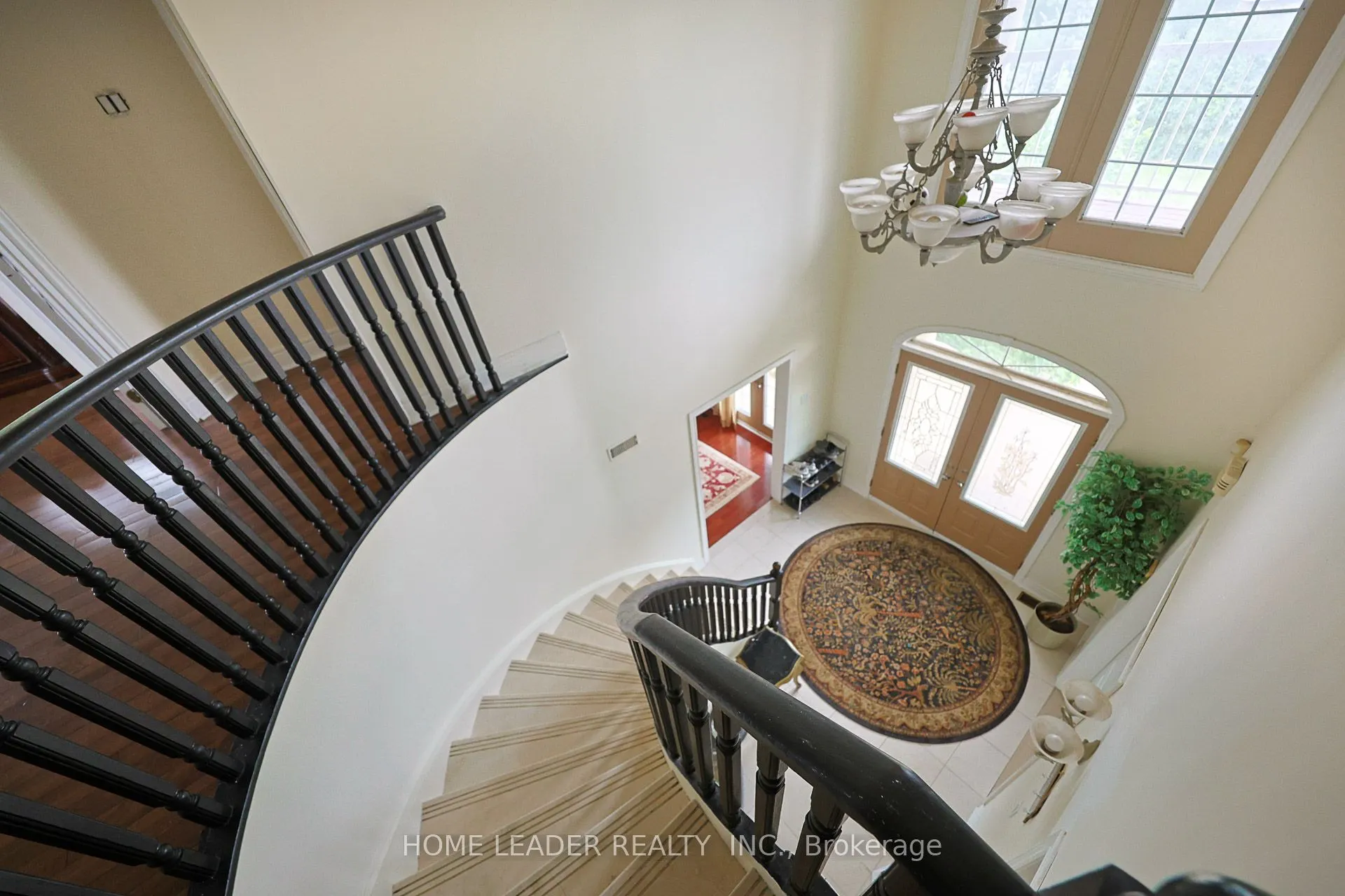 135 spruce Avenue