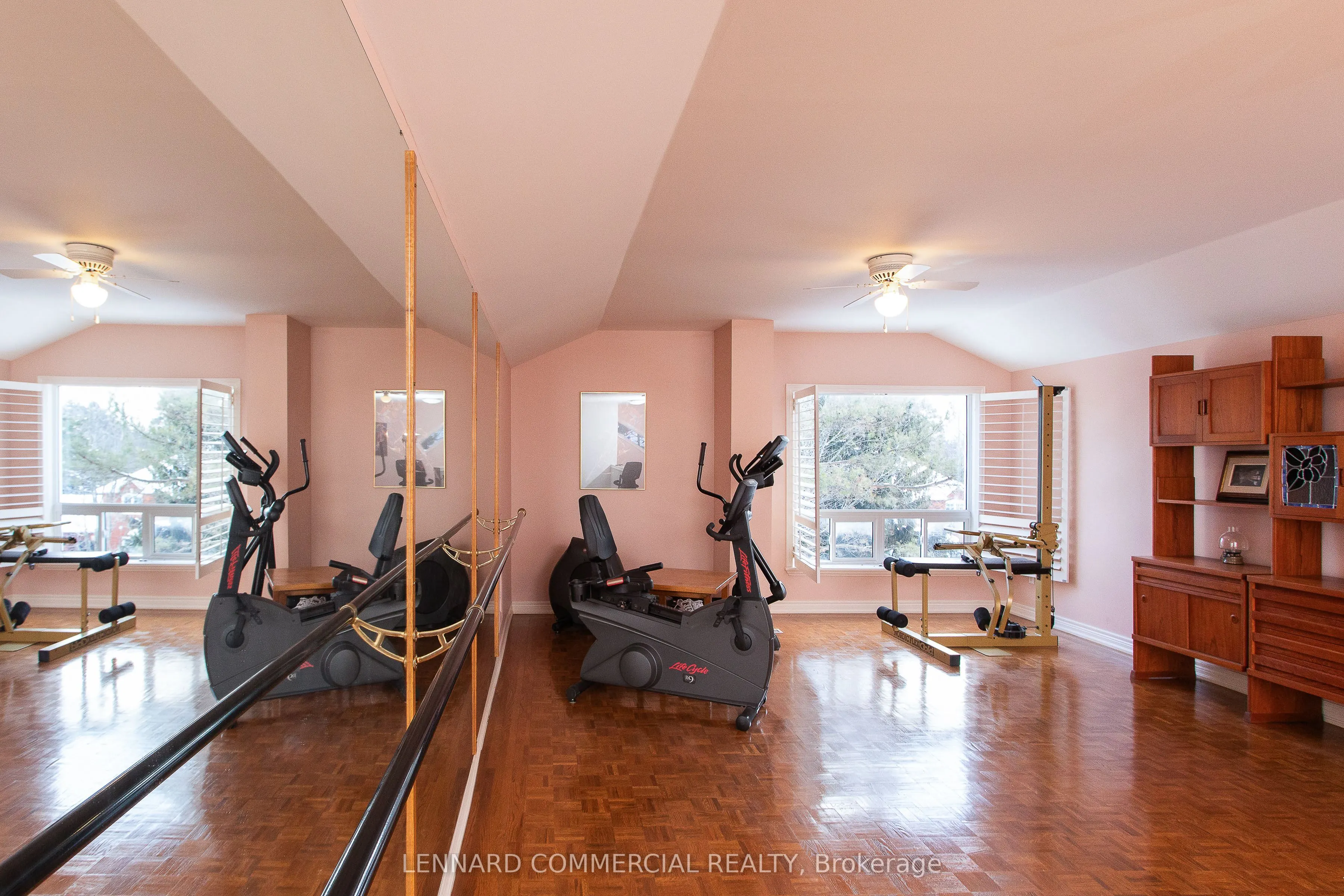 4 Lenarthur Court