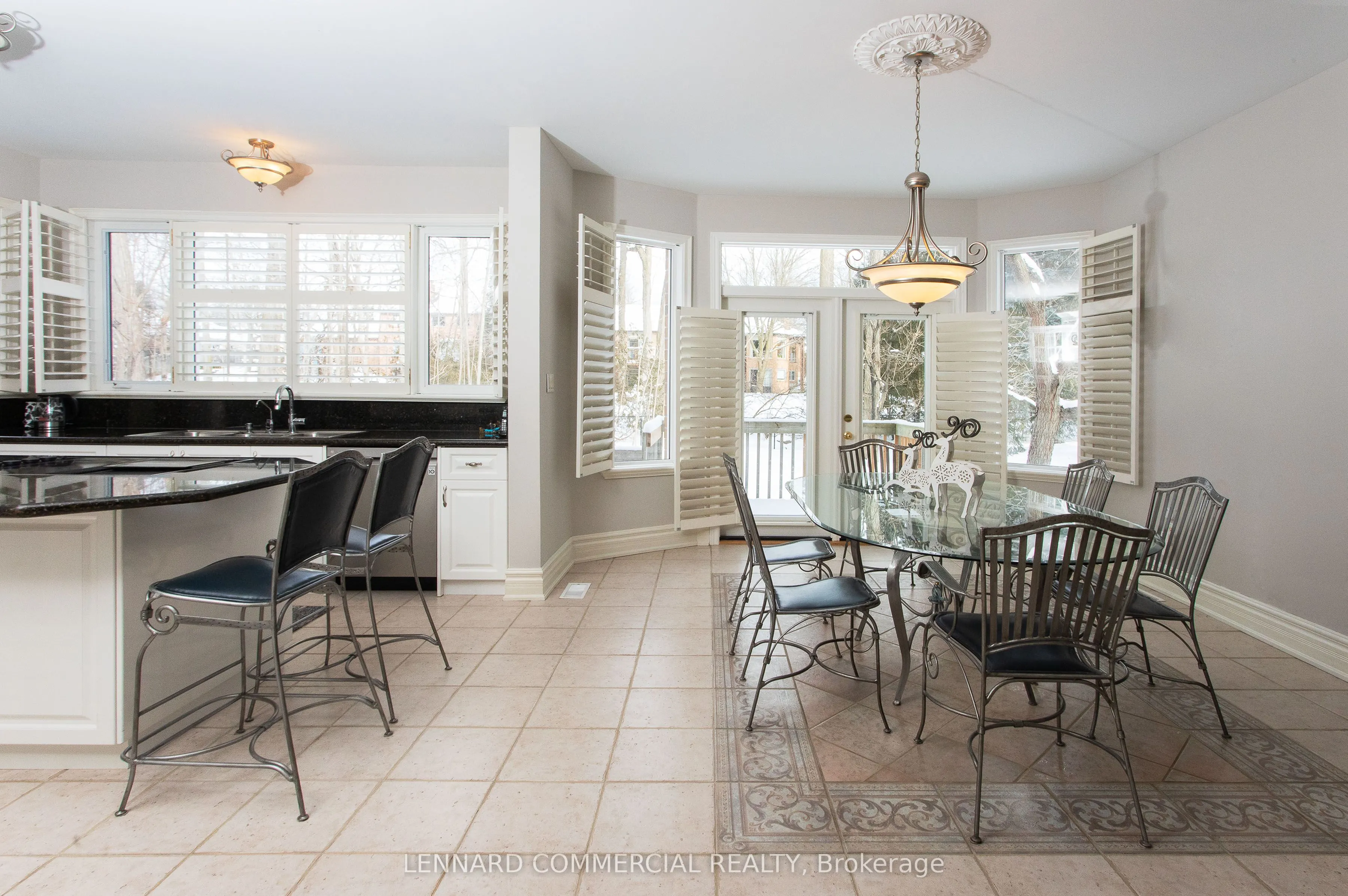 4 Lenarthur Court