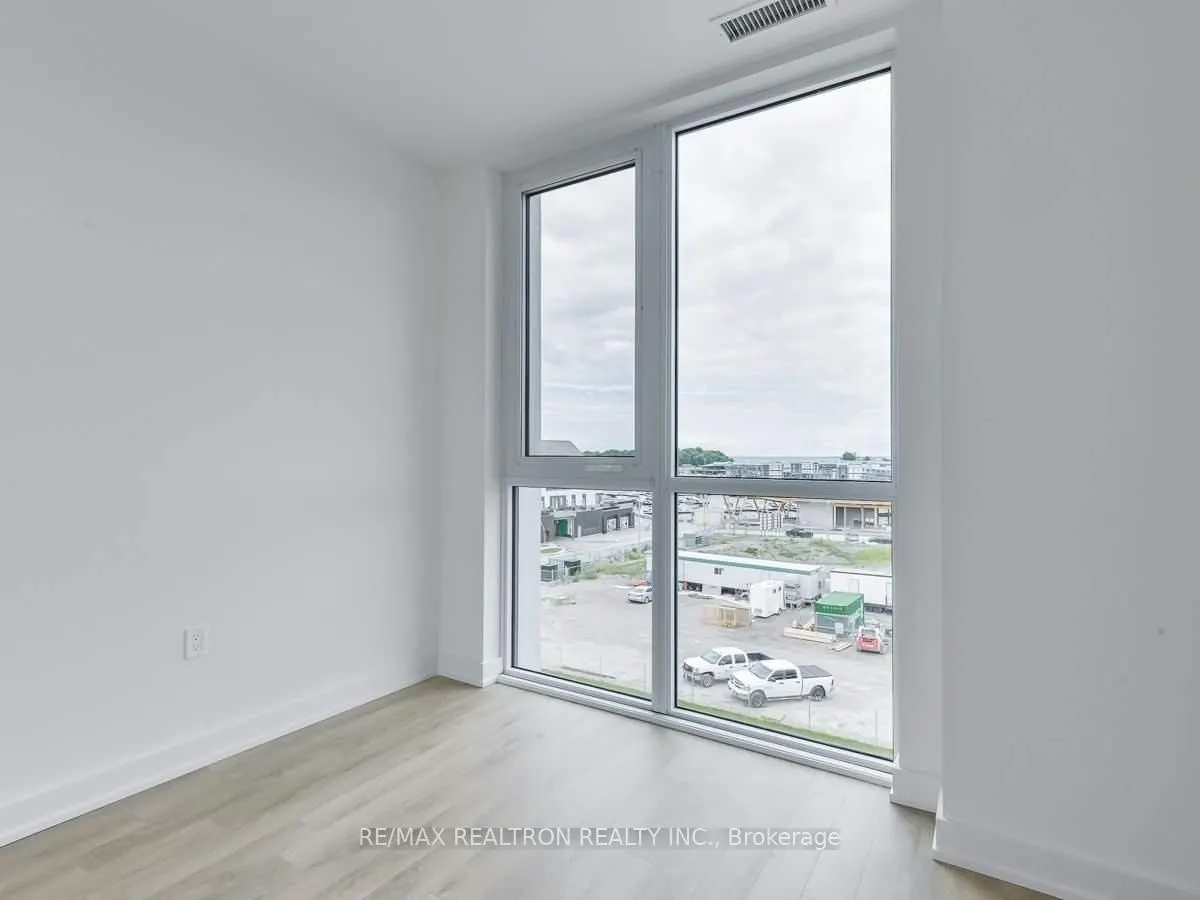 375 Sea Ray Avenue, #432