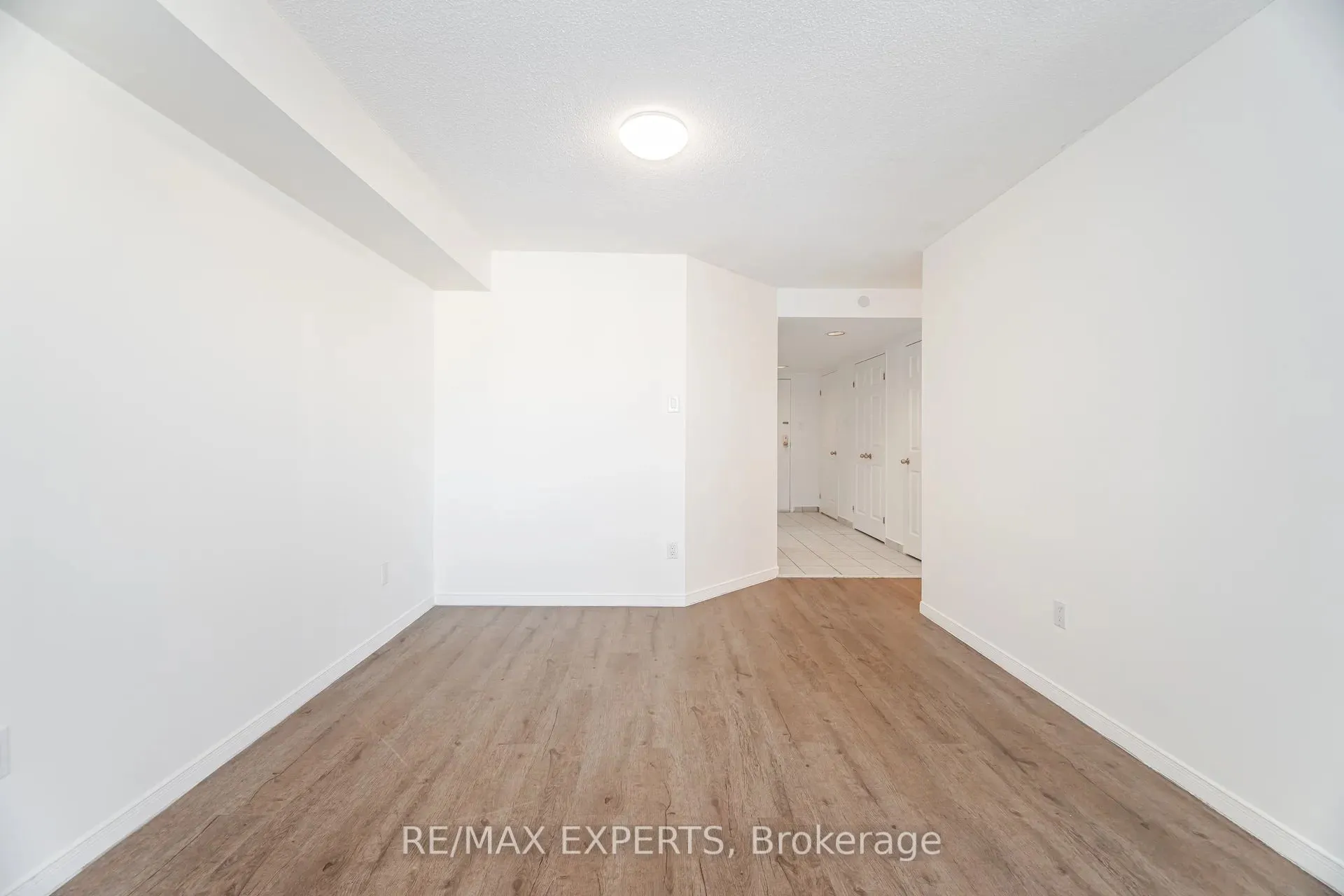 100 Arbors Lane, #305