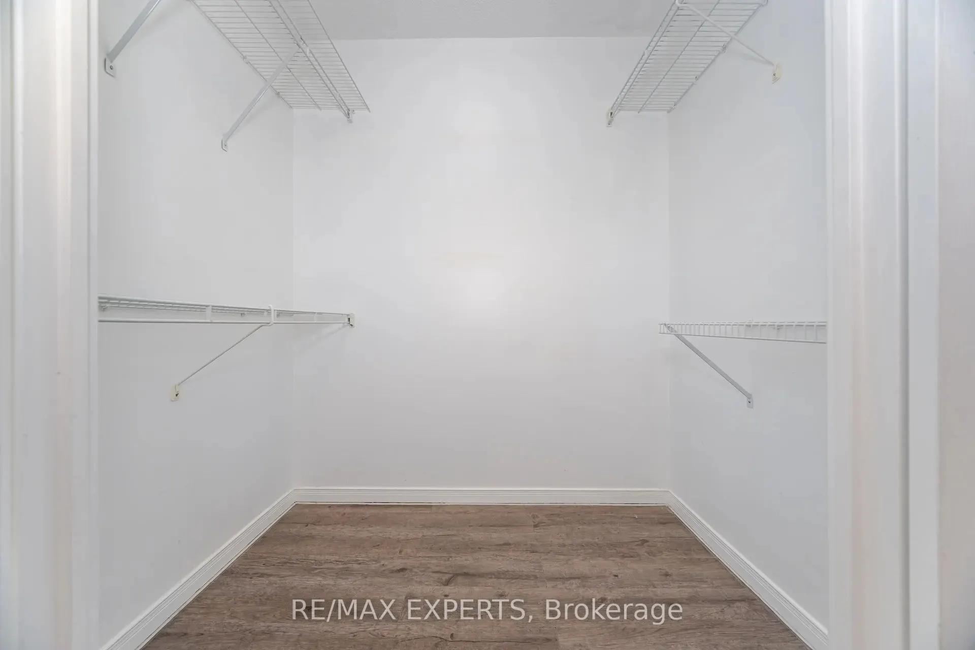 100 Arbors Lane, #305