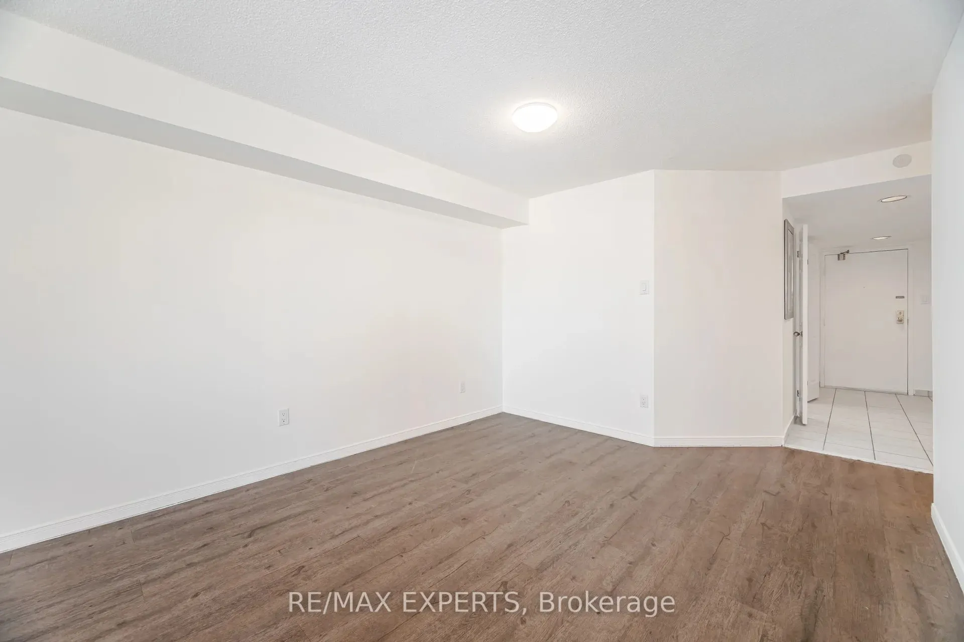 100 Arbors Lane, #305