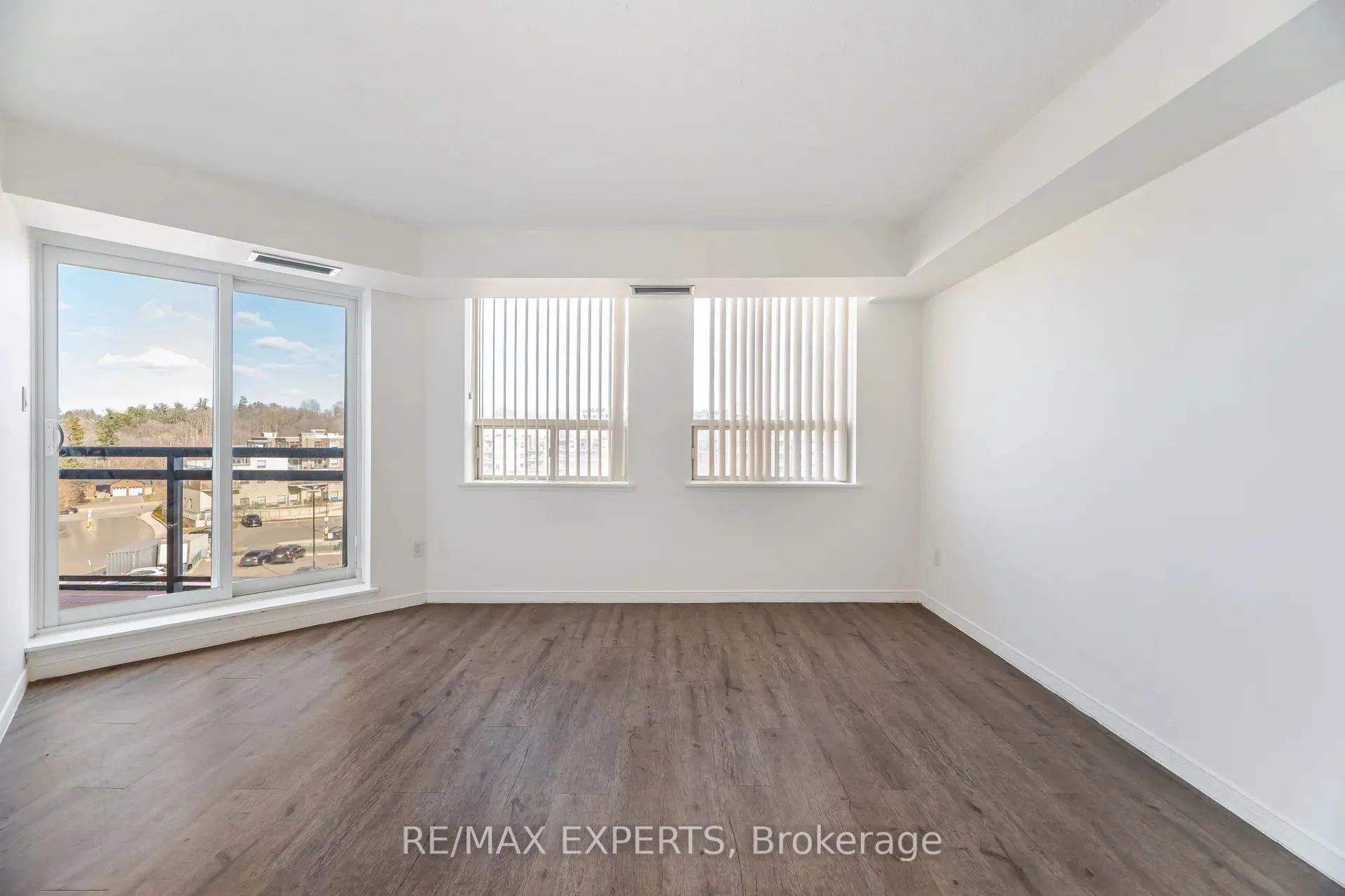100 Arbors Lane, #305