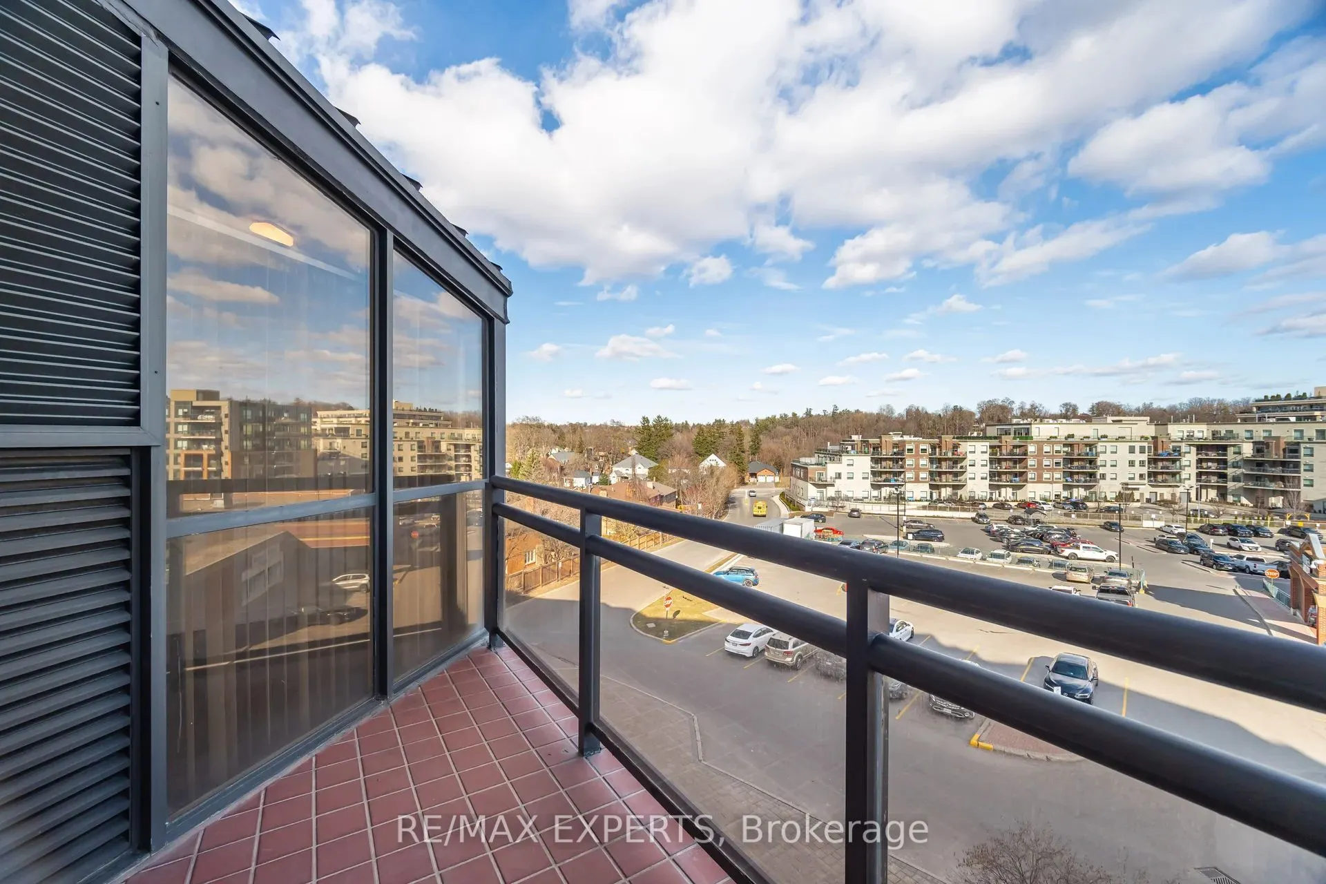 100 Arbors Lane, #305