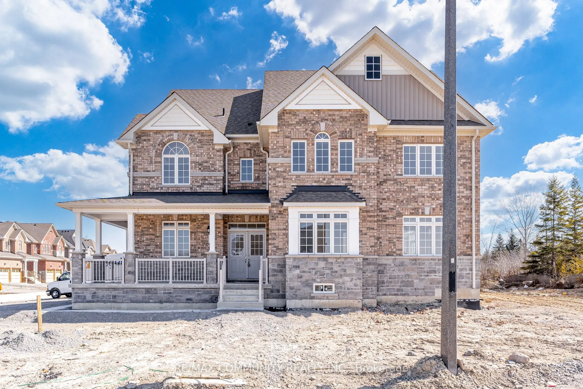 1 Jeanne Pynn Avenue