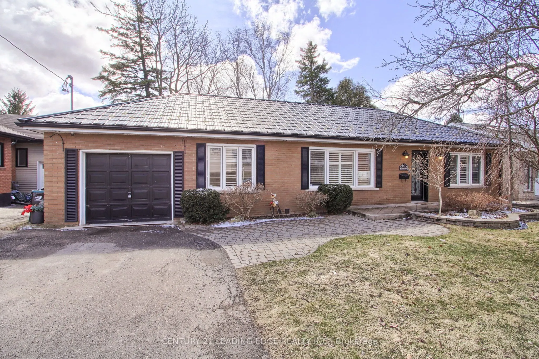 182 Hurd Street