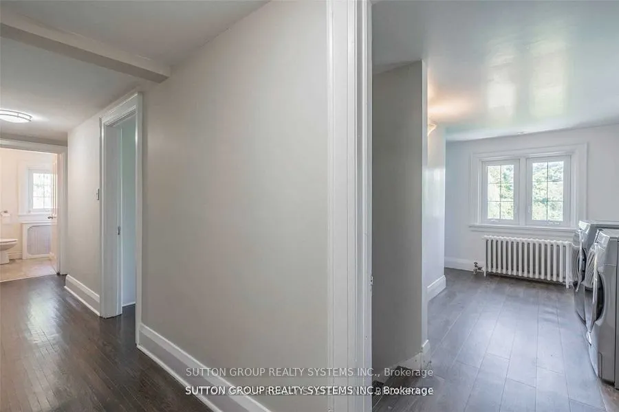 13284 Bathurst Street