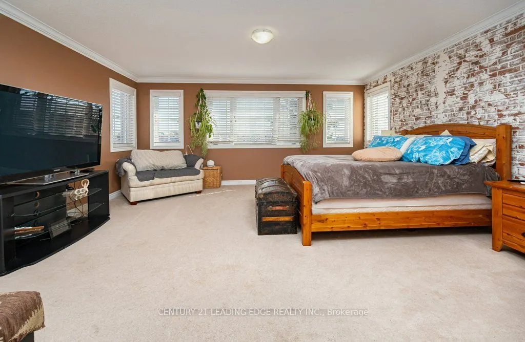 1 Russel Drive