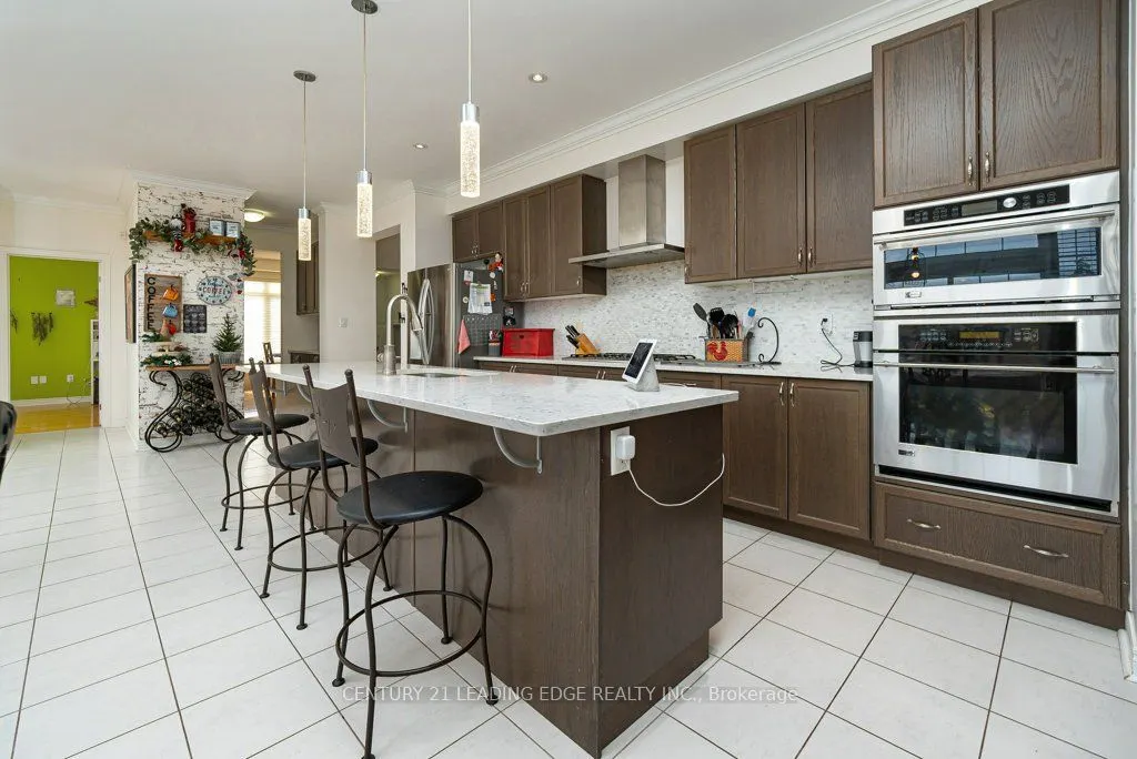 1 Russel Drive