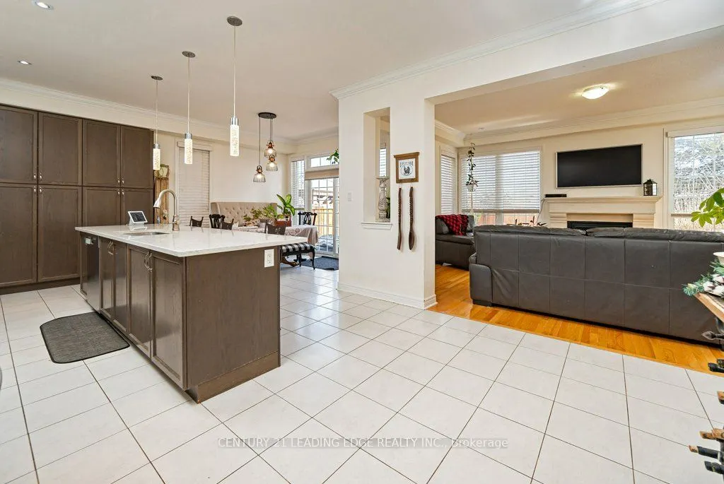 1 Russel Drive