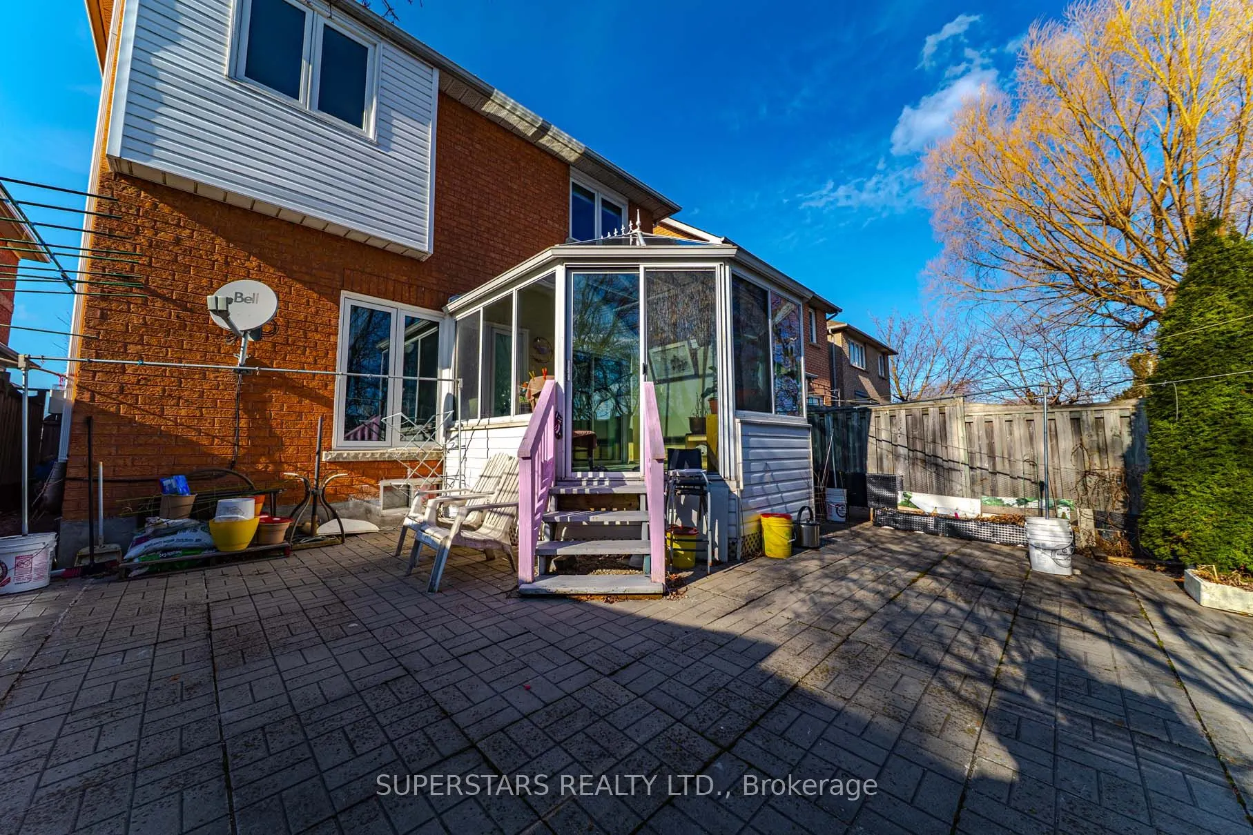 25 Eastpine Drive