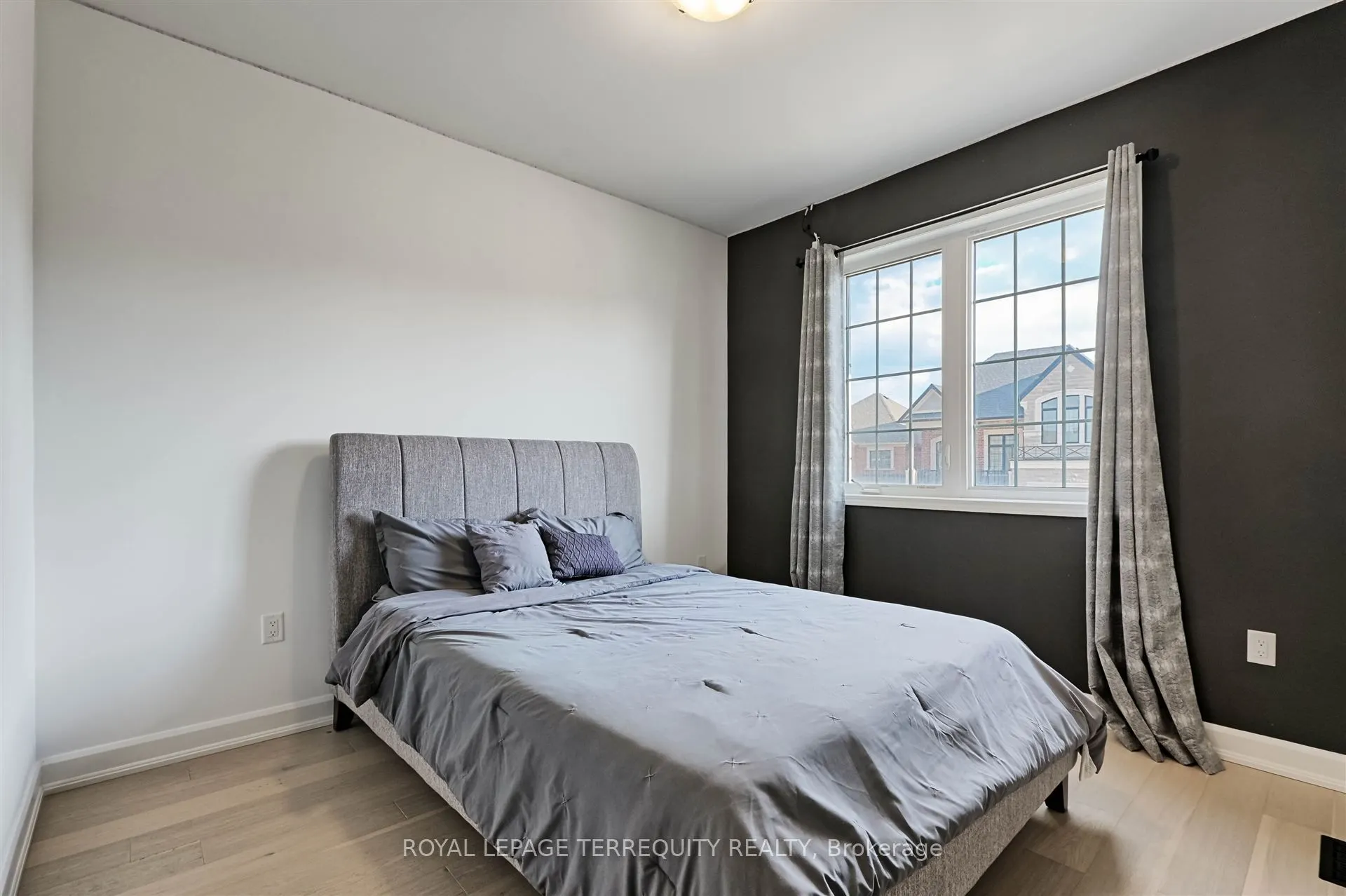50 Chorus Crescent