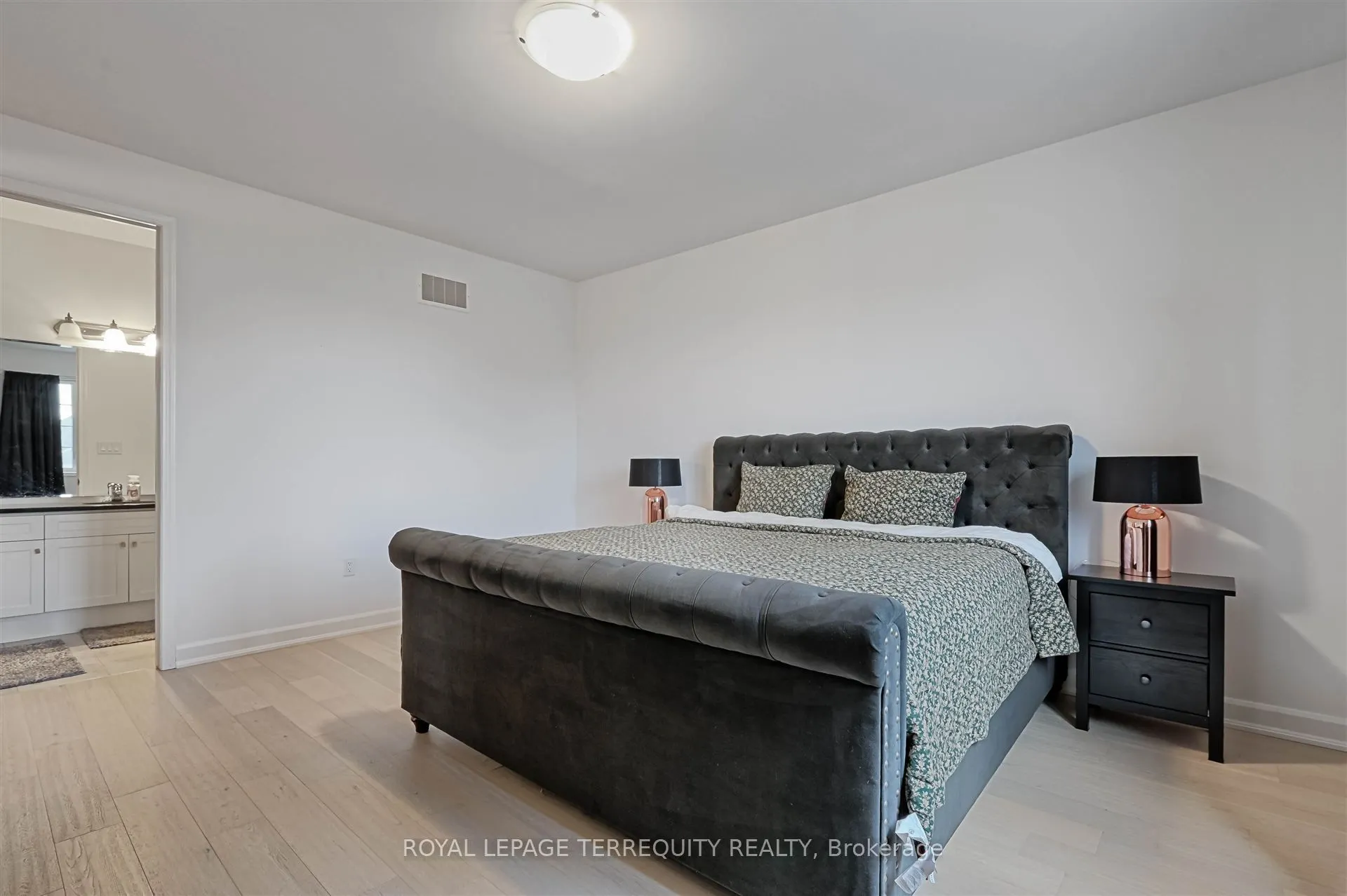 50 Chorus Crescent