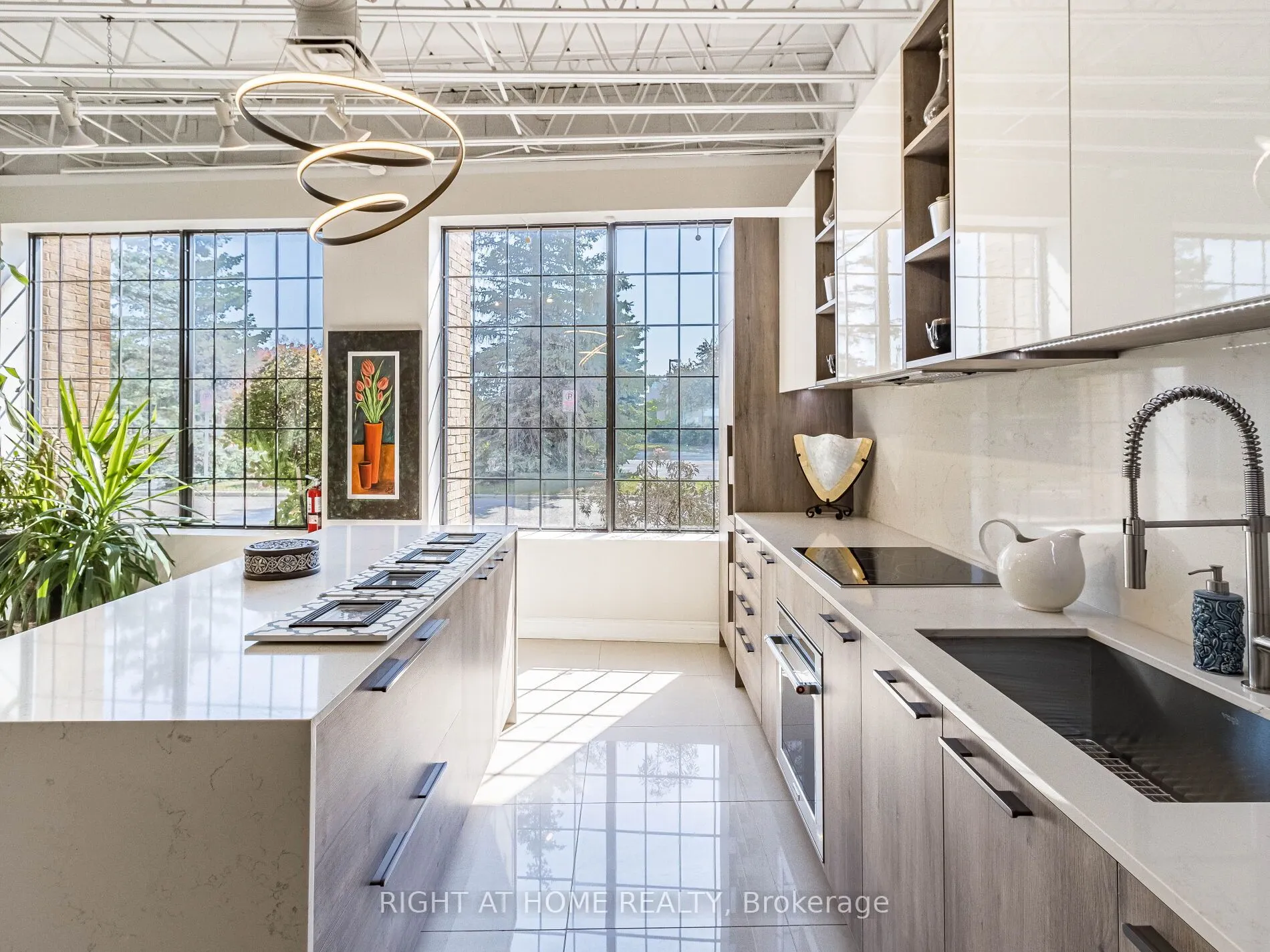 170 West Beaver Creek Road, #1-2