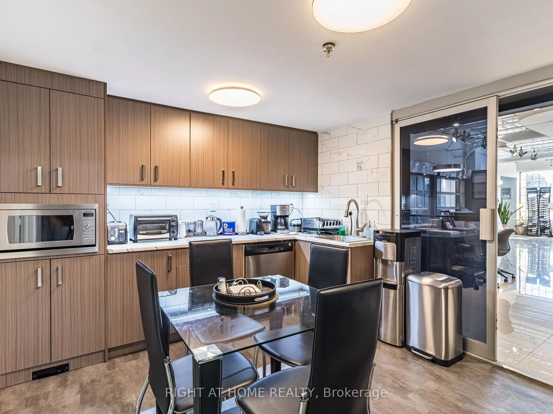 170 West Beaver Creek Road, #1-2