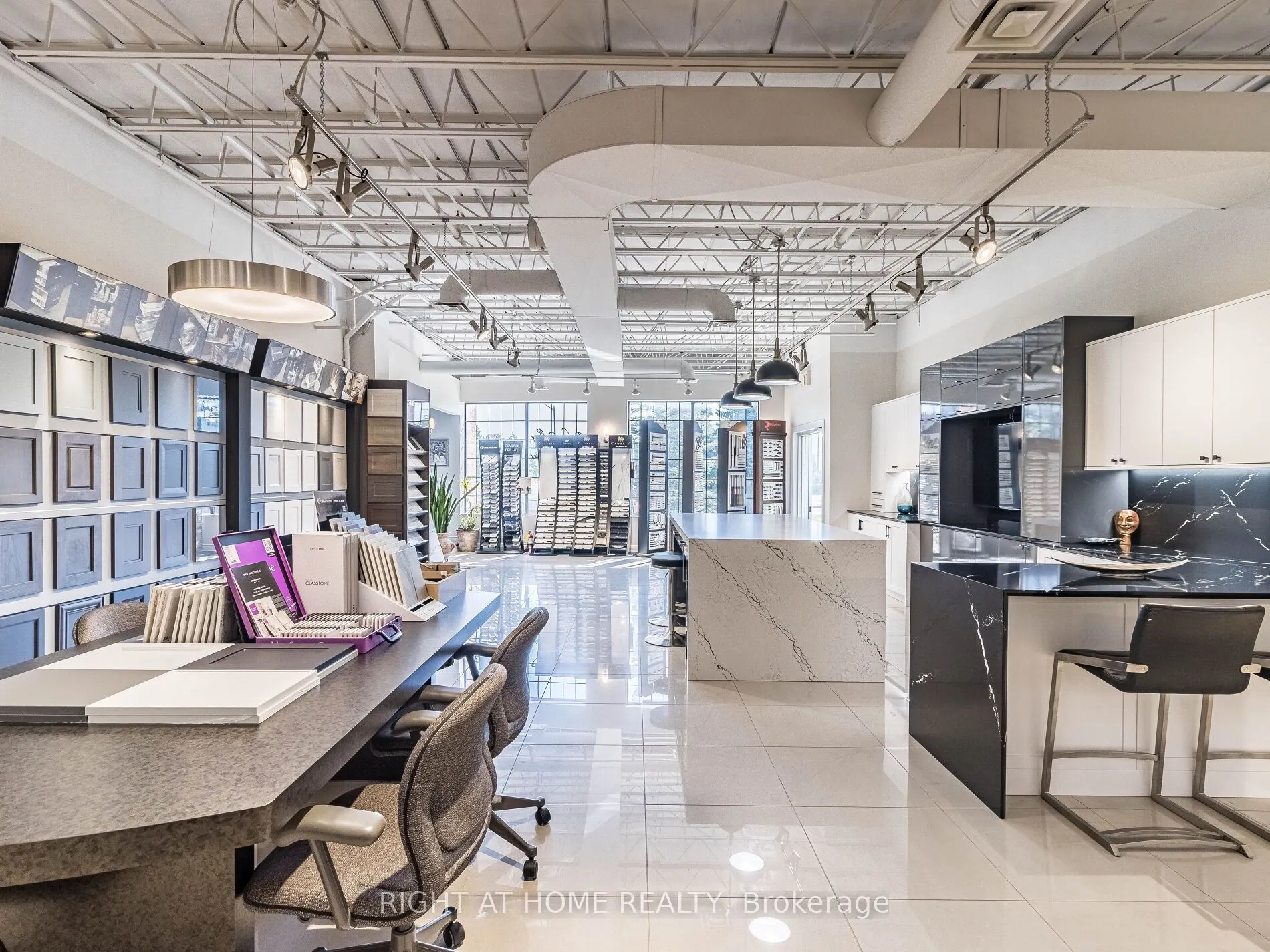 170 West Beaver Creek Road, #1-2