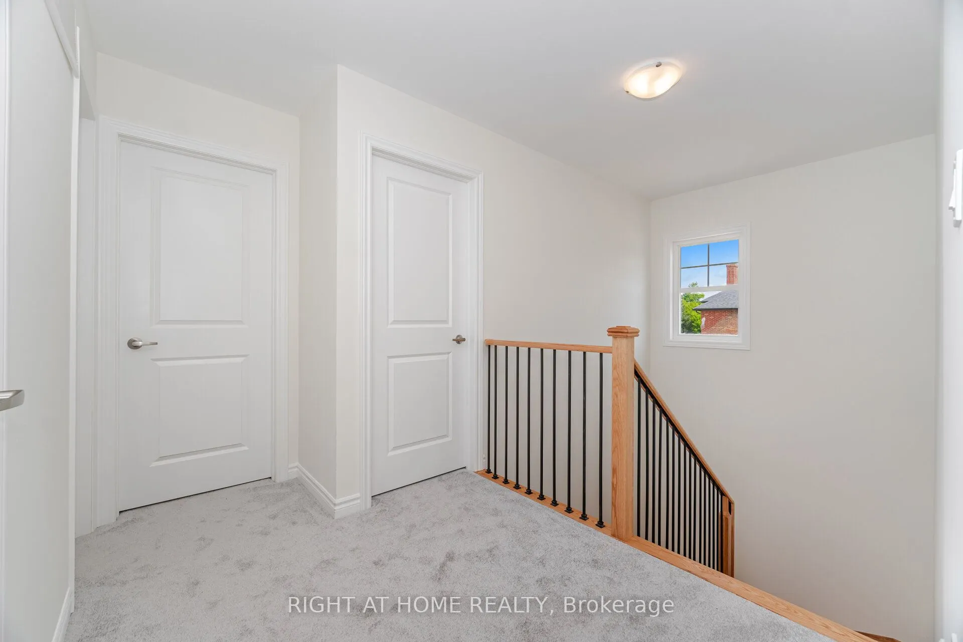 16 Ravenscraig Place, #16