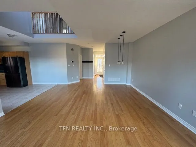 1913 Emerald Court