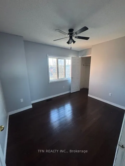 1913 Emerald Court