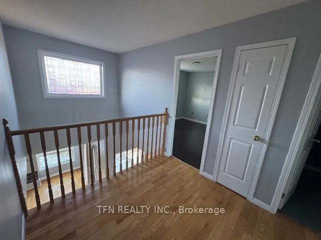 1913 Emerald Court