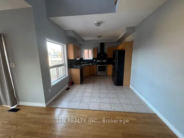 1913 Emerald Court