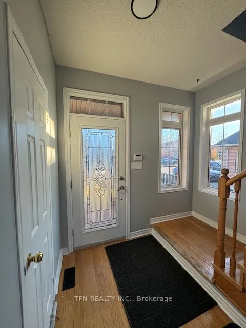 1913 Emerald Court