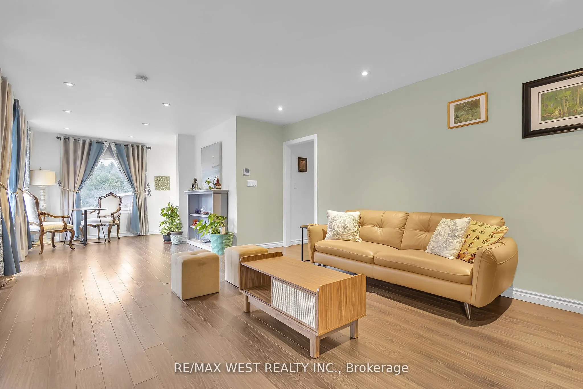 2821 Mt Albert Road