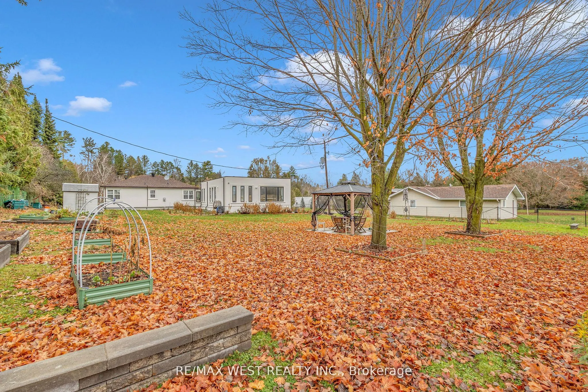 2821 Mt Albert Road
