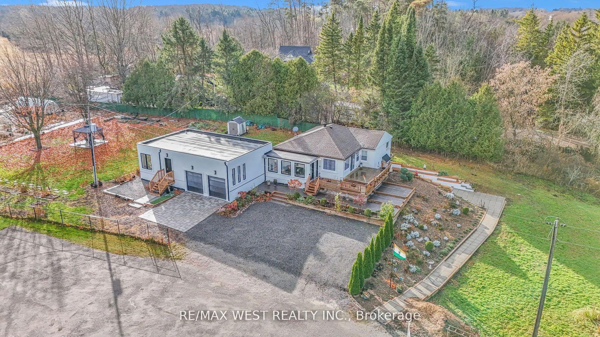 2821 Mt Albert Road