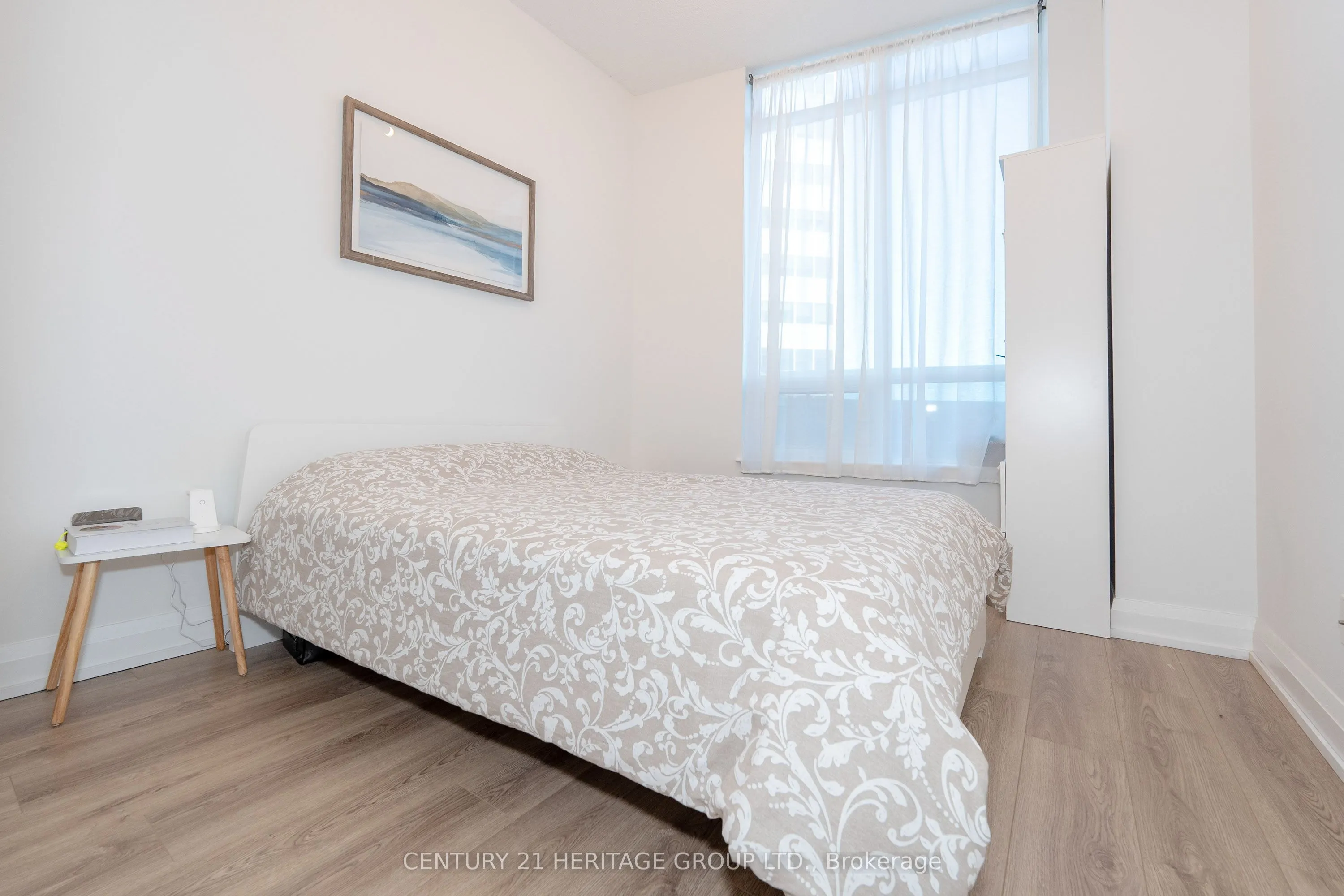 7171 Yonge Street #306