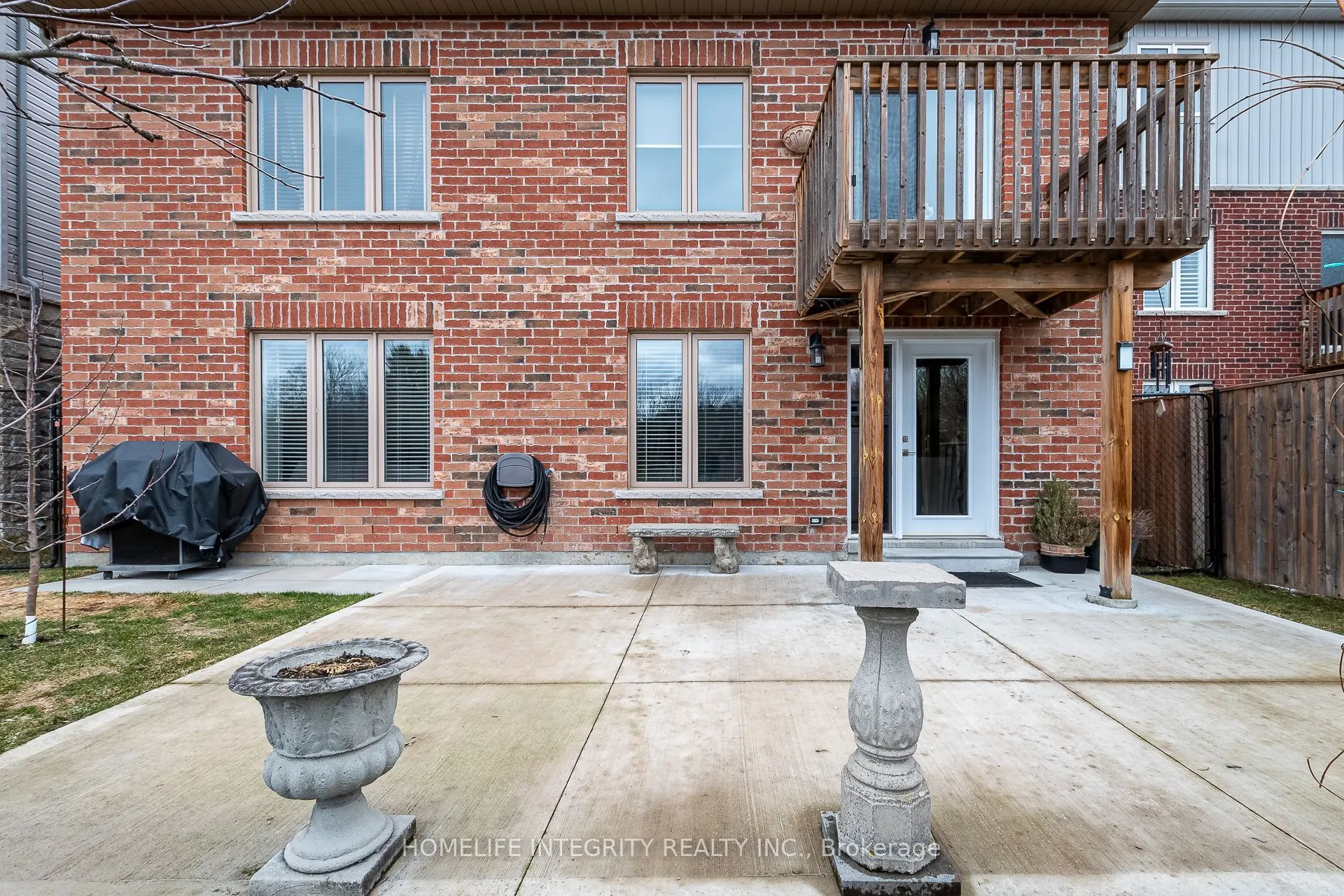 171 Gold Park Gate