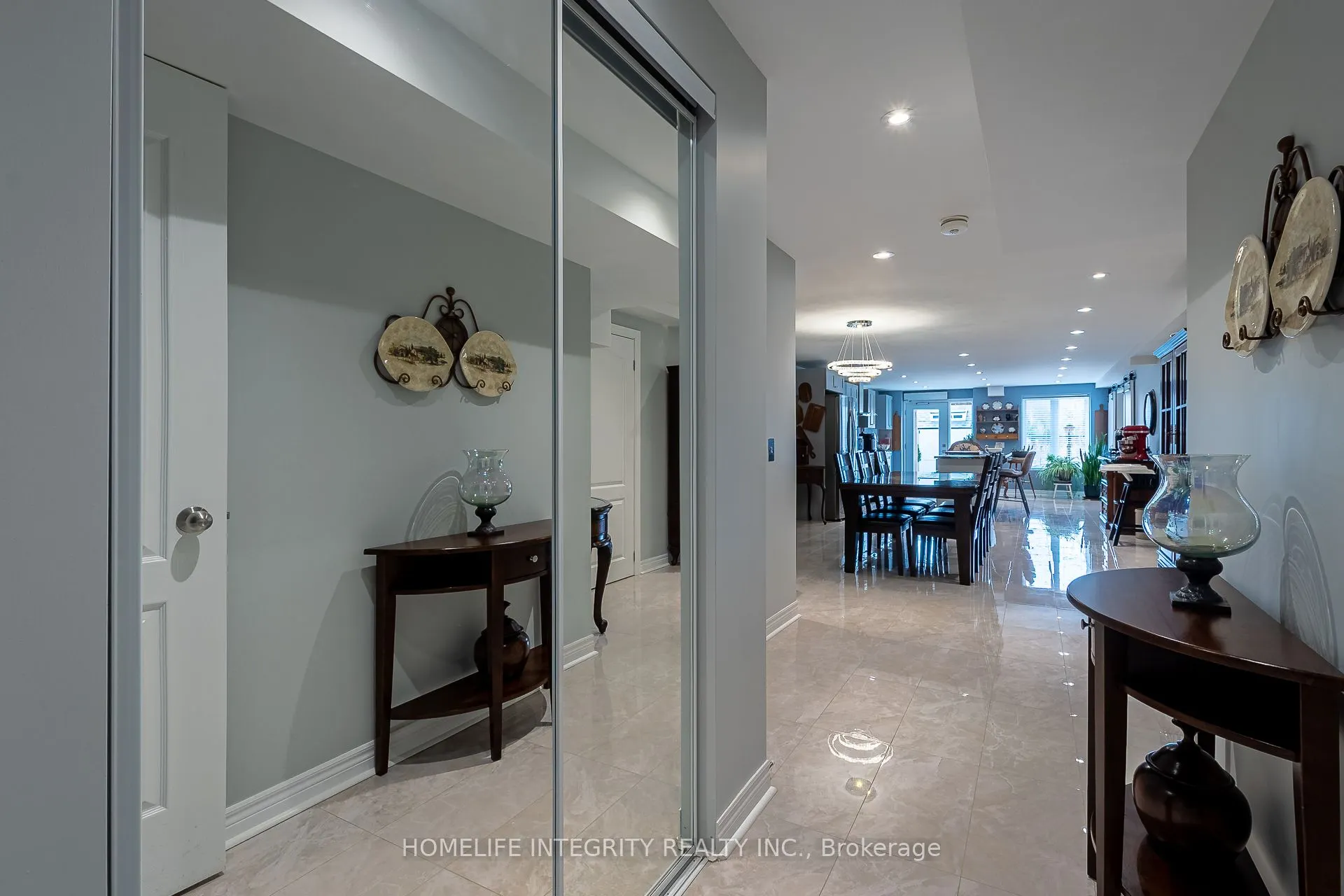 171 Gold Park Gate