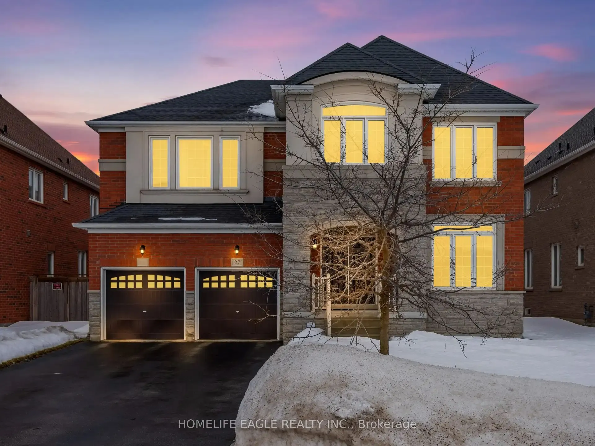 27 Scarlet Way