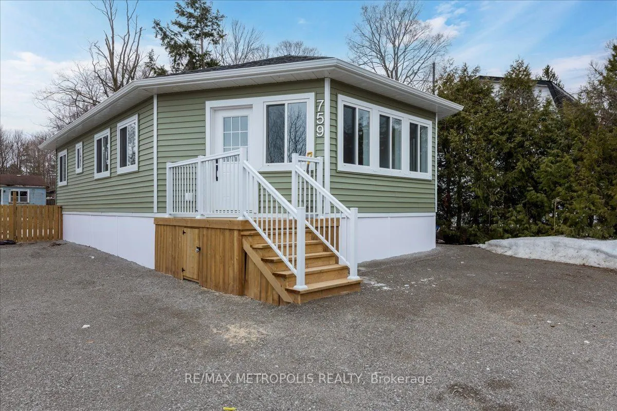 759 Innisfil Beach Road