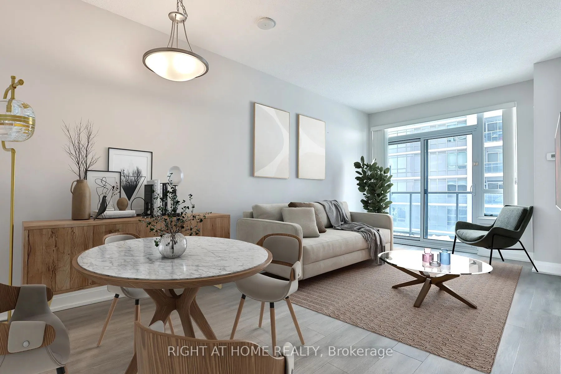 7165 Yonge Street, #1505