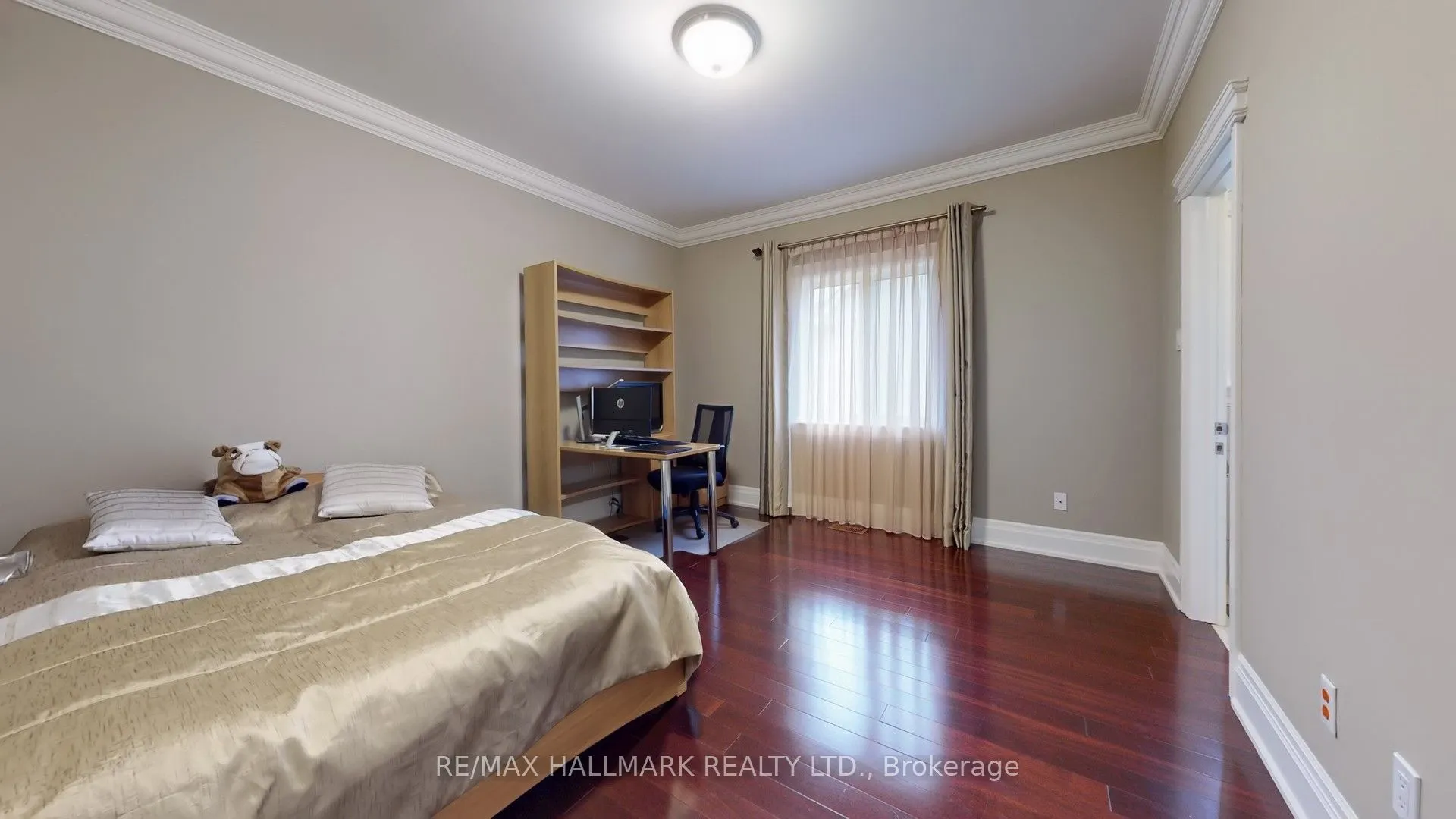 142 Pemberton Road