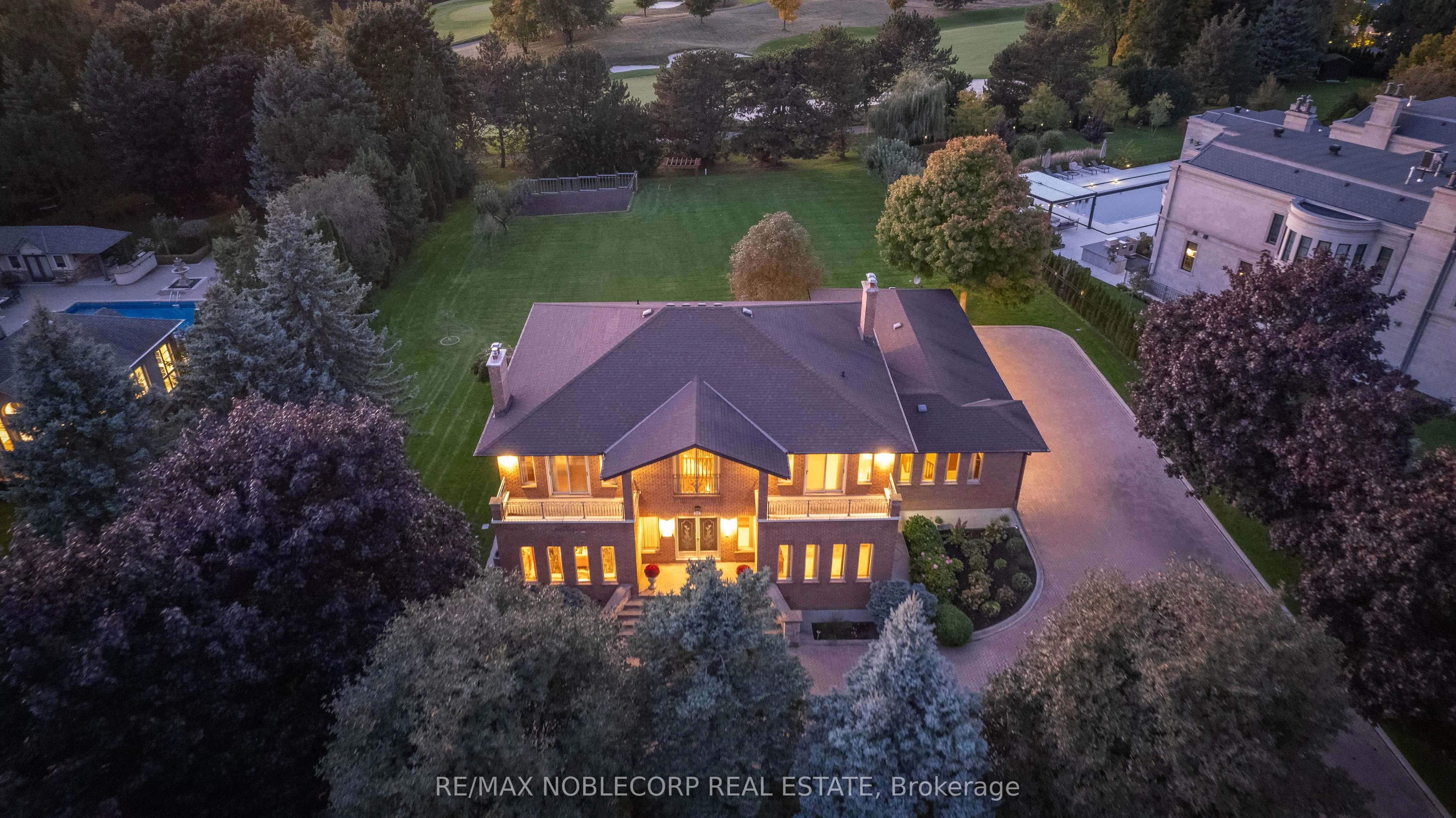 72 Balding Boulevard