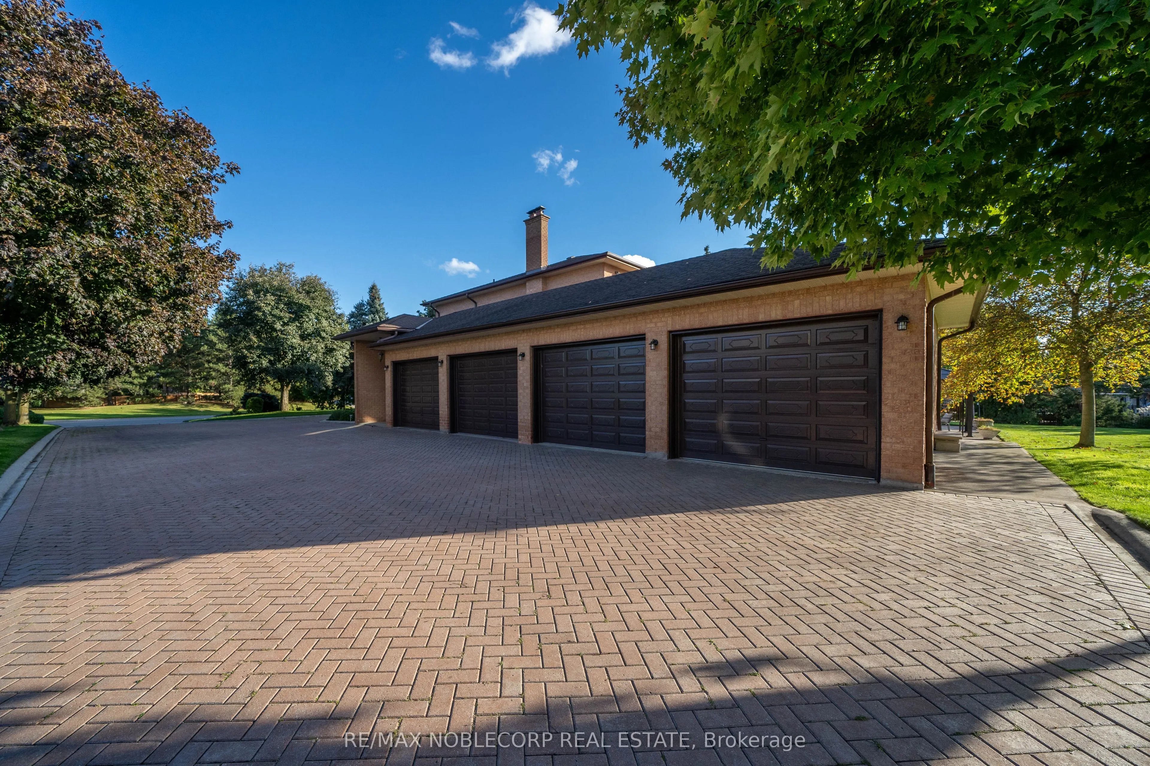 72 Balding Boulevard
